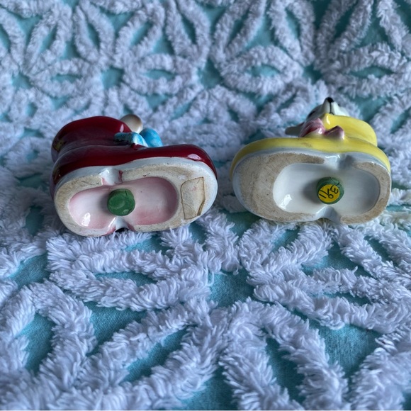 Vintage Salt & Pepper shakers mice in shoe boot kitsch vintage kitchen - Picture 5 of 6